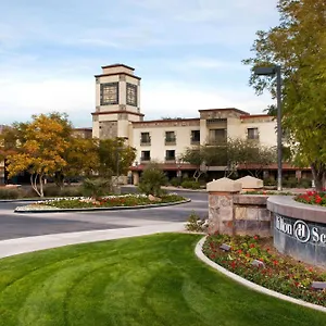 **** Resort Hilton & United States