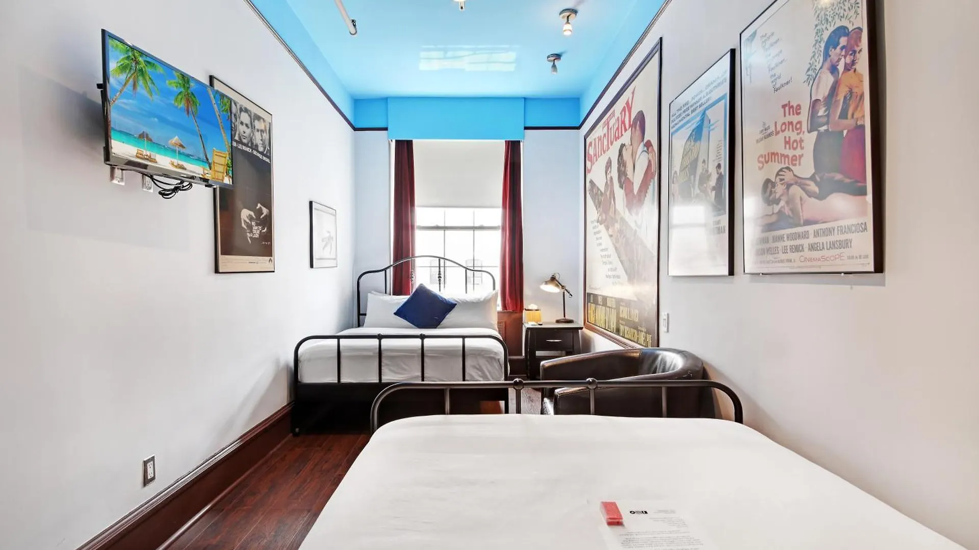 Hotel Chelsea Pines Inn New York